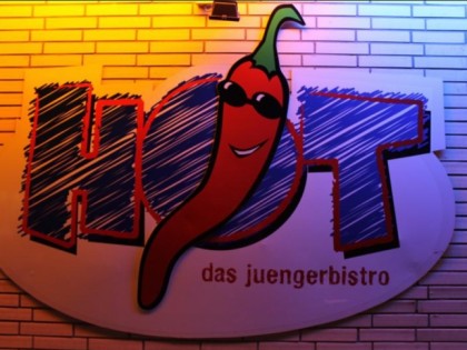 照片: HOT - Das Jugendbistro